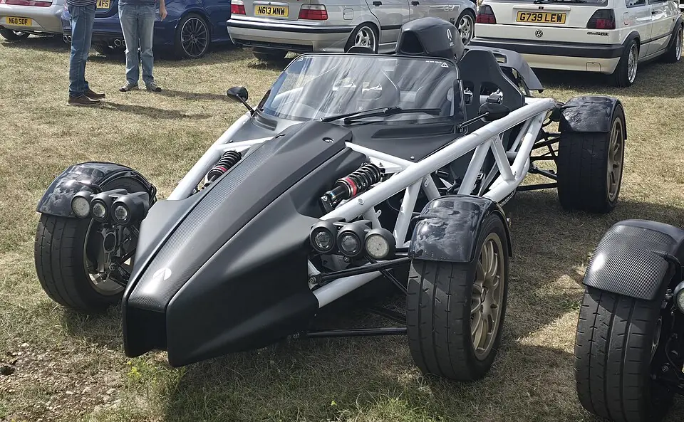 Ariel Atom 4, three-quarter front view
