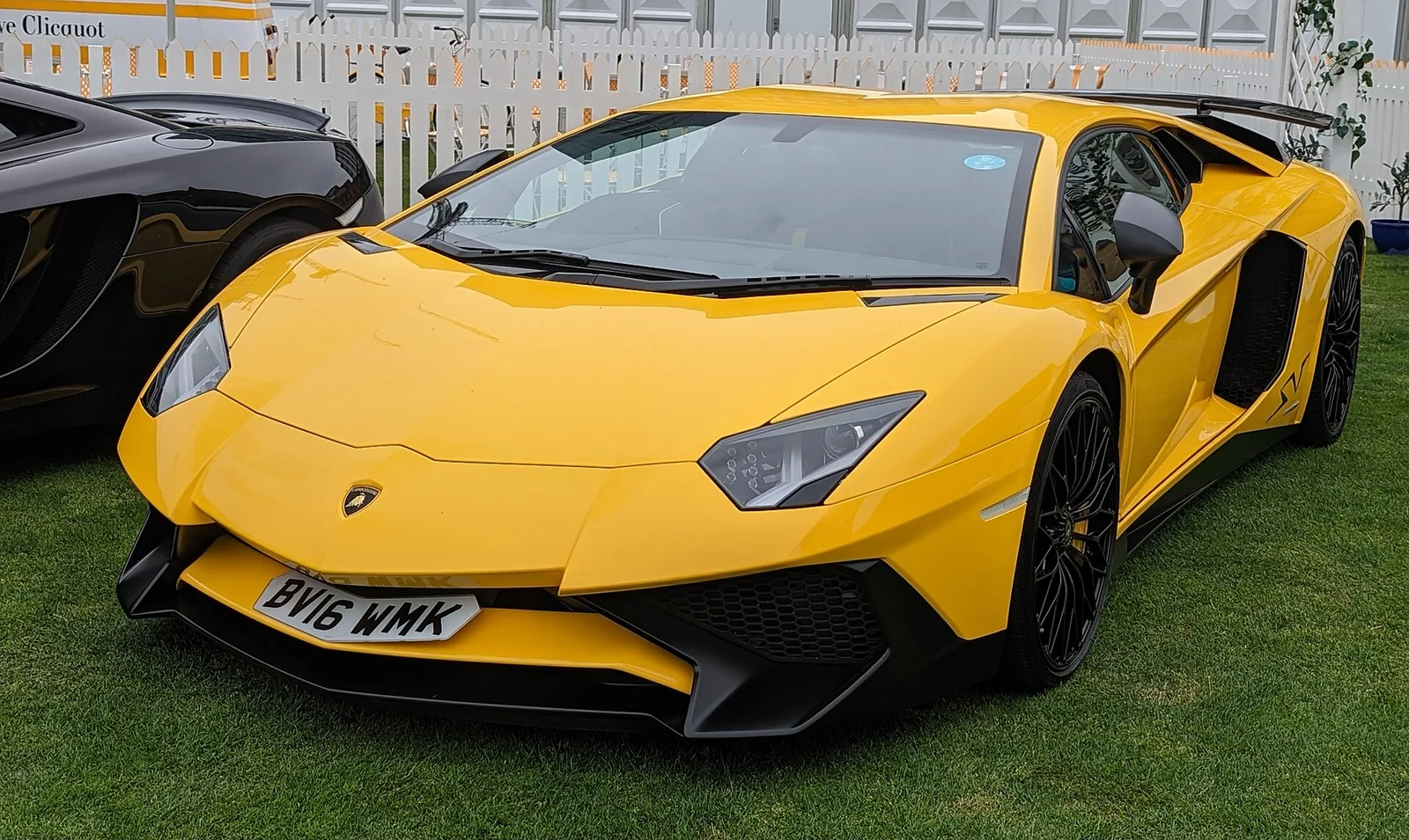 Lamborghini Aventador SV, front three-quarter view