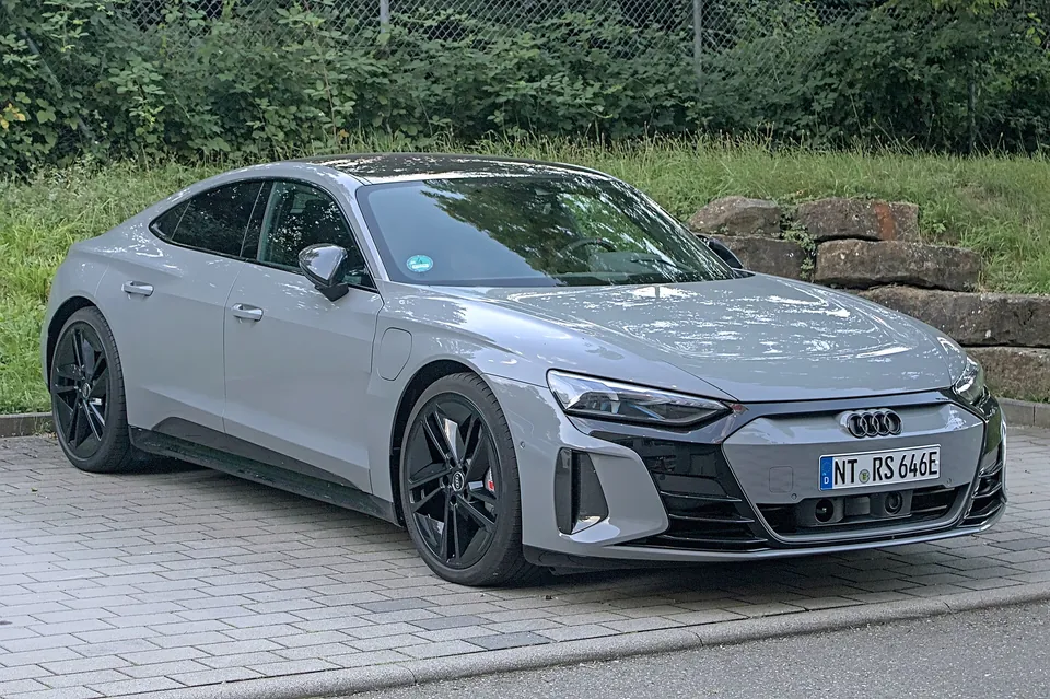 Grey Audi RS e-tron GT, front three-quarter view
